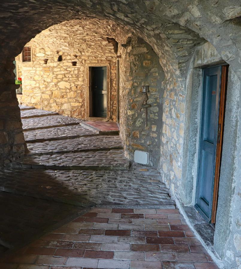 Costa D'Orsola Villa Pontremoli Exteriör bild